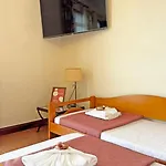 Rocha Do Sol 59a - Ensuite With Balcony View 3* Canhas