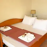 Rocha Do Sol 59a - Ensuite With Balcony View 3* Canhas