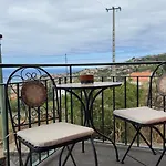 Guest house Rocha Do Sol 59a - Ensuite With Balcony View Canhas
