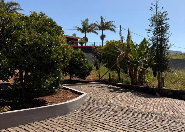 Affittacamere Rocha Do Sol 59a - Ensuite With Balcony View 3*