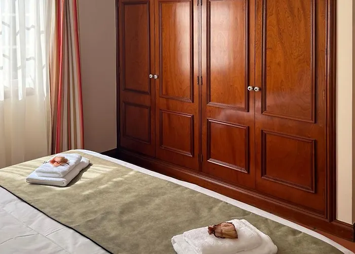 Pensión Rocha Do Sol 59a - Ensuite With Balcony View 3*